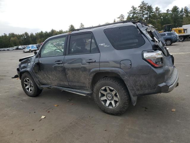 Photo 2 from auction – 2019 TOYOTA 4RUNNER SR with VIN JTEBU5JR0K5631159