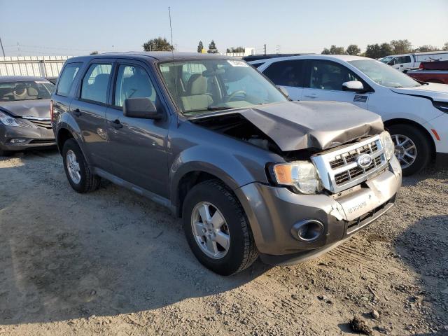 Photo 4 from auction – 2012 FORD ESCAPE XLS with VIN 1FMCU0C74CKA38183