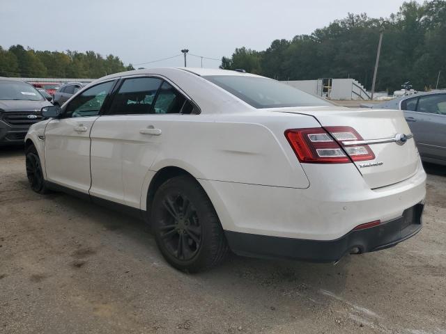 Photo 2 from auction – 2015 FORD TAURUS SEL with VIN 1FAHP2E83FG167094