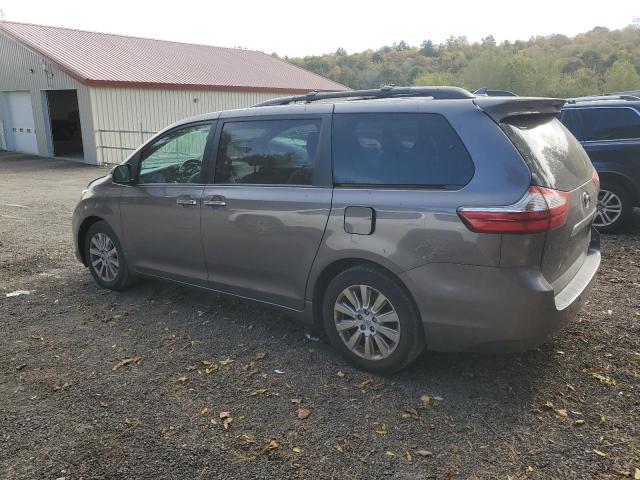 Photo 2 from auction – 2015 TOYOTA SIENNA XLE with VIN 5TDDK3DC0FS103989