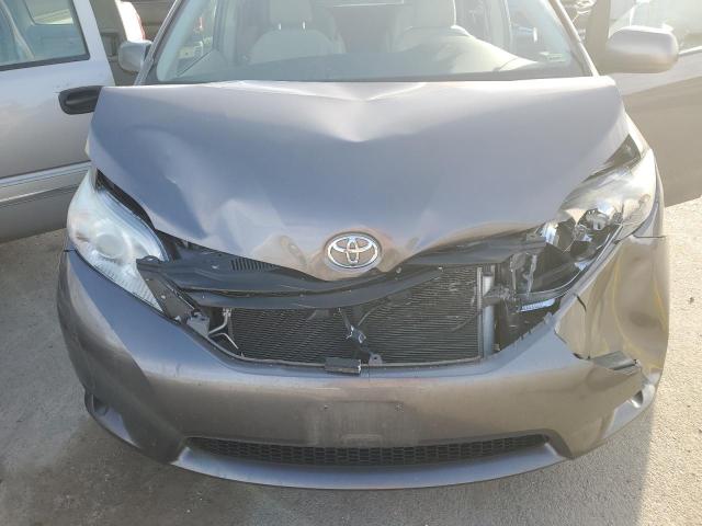 Photo 12 from auction – 2012 TOYOTA SIENNA LE with VIN 5TDJK3DCXCS047526