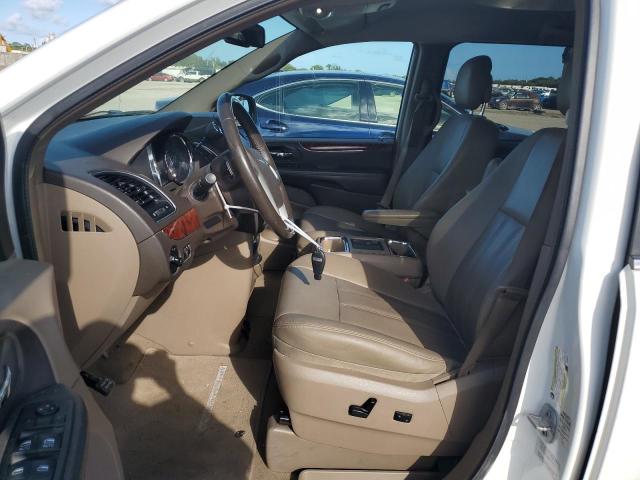 Photo 7 from auction – 2016 CHRYSLER TOWN & COU with VIN 2C4RC1BG1GR296712