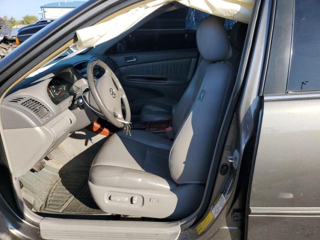 Photo 7 from auction – 2004 TOYOTA CAMRY LE with VIN 4T1BE30K44U900469