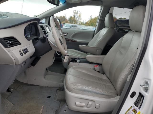 Photo 7 from auction – 2013 TOYOTA SIENNA XLE with VIN 5TDDK3DC8DS068129