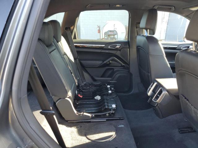 Photo 11 from auction – 2015 PORSCHE CAYENNE with VIN WP1AF2A22FLA40827