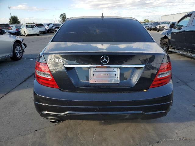 Photo 6 from auction – 2014 MERCEDES-BENZ C 250 with VIN WDDGF4HB7EA934450