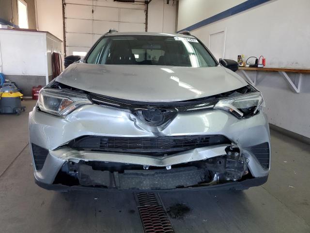 Photo 5 from auction – 2016 TOYOTA RAV4 LE with VIN 2T3BFREV2GW451663
