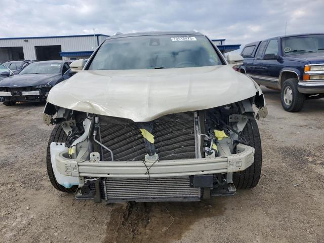 Foto 5 de la subasta – 2016 LINCOLN MKX RESERV con VIN 2LMTJ8LP2GBL86947