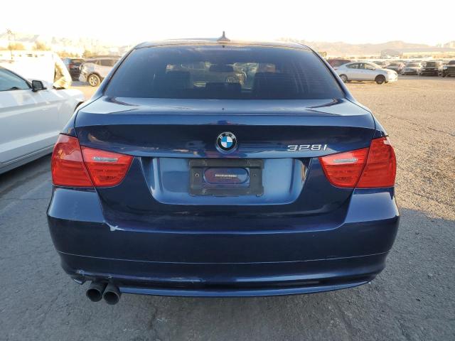 Photo 6 from auction – 2011 BMW 328 I with VIN WBAPH7C52BE681904