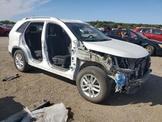 Photo 4 from auction – 2014 KIA SORENTO with VIN 5XYKTCA67EG549376