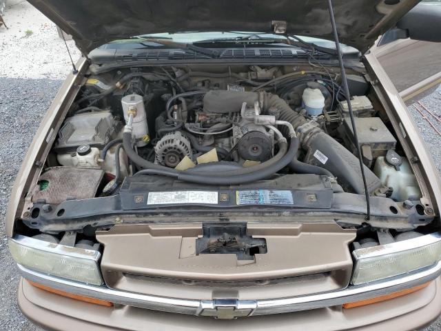 Photo 12 from auction – 2002 CHEVROLET BLAZER with VIN 1GNDT13W32K158457