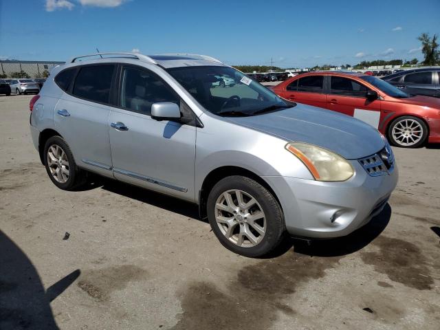 Photo 4 from auction – 2013 NISSAN ROGUE S with VIN JN8AS5MT8DW004935