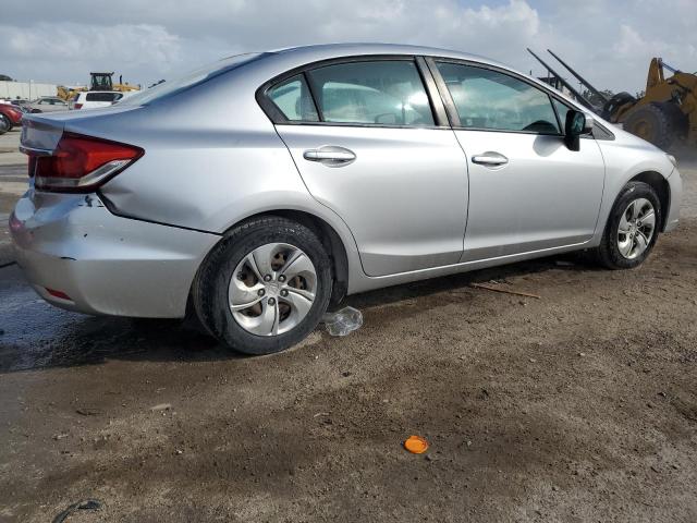 Photo 3 from auction – 2015 HONDA CIVIC LX with VIN 19XFB2F57FE109848