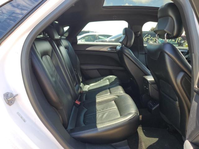 Photo 10 from auction – 2017 LINCOLN MKZ RESERV with VIN 3LN6L5FC8HR644756