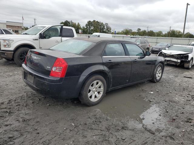 Photo 3 from auction – 2008 CHRYSLER 300 LX with VIN 2C3KA43RX8H123873