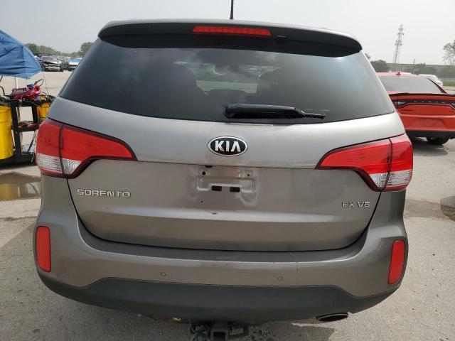 Photo 6 from auction – 2015 KIA SORENTO EX with VIN 5XYKUDA77FG598915