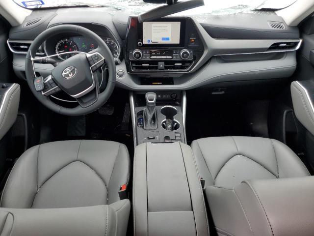 Photo 8 from auction – 2023 TOYOTA HIGHLANDER with VIN 5TDKDRAH8PS003810