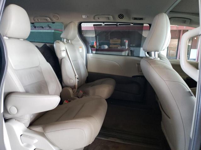 Photo 11 from auction – 2016 TOYOTA SIENNA XLE with VIN 5TDYK3DC4GS730696