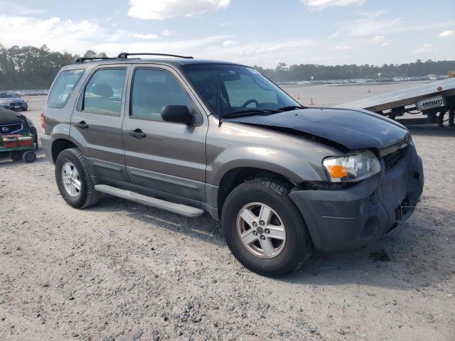 Photo 4 from auction – 2005 FORD ESCAPE XLS with VIN 1FMYU02Z95KD99002