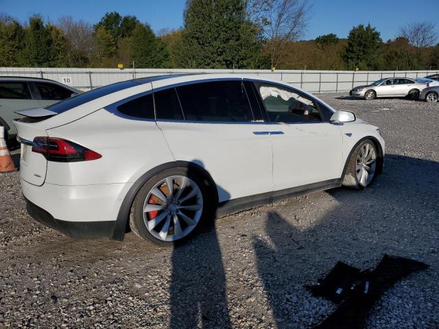 Photo 3 from auction – 2016 TESLA MODEL X with VIN 5YJXCAE43GF001145