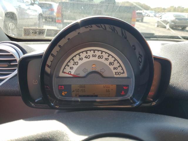 Photo 9 from auction – 2014 SMART FORTWO PUR with VIN WMEEJ3BA2EK745128