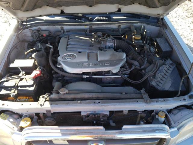 Photo 11 from auction – 2004 NISSAN PATHFINDER with VIN JN8DR09Y74W919288