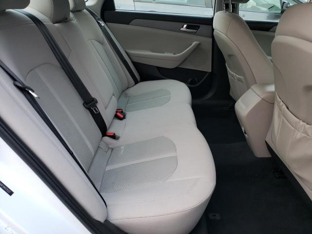 Photo 10 from auction – 2017 HYUNDAI SONATA SE with VIN 5NPE24AF2HH575337