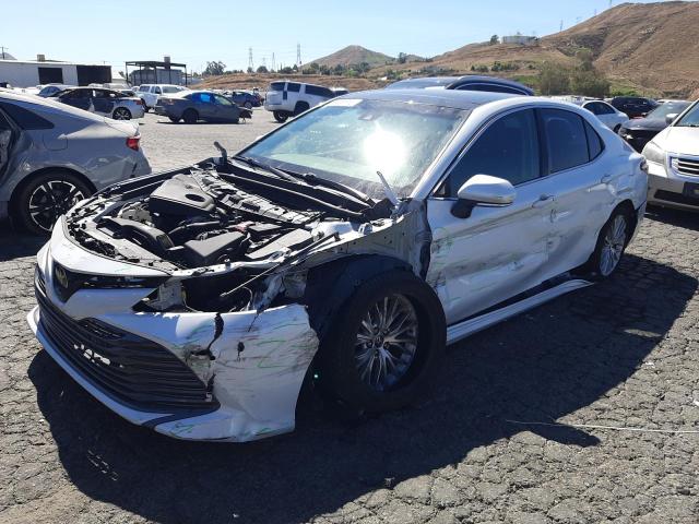 TOYOTA CAMRY L 2018 with VIN 4T1B11HK9JU650856 - Photo from auction