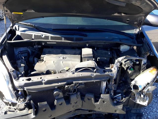 Photo 11 from auction – 2011 TOYOTA SIENNA LE with VIN 5TDKK3DC4BS144935