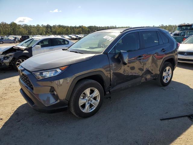 Photo 1 from auction – 2021 TOYOTA RAV4 XLE with VIN 2T3W1RFVXMW181852