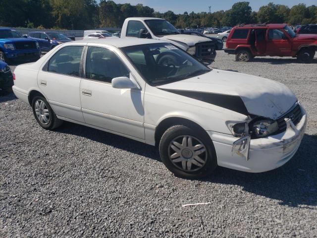 Photo 4 from auction – 2000 TOYOTA CAMRY CE with VIN 4T1BG22K9YU957600