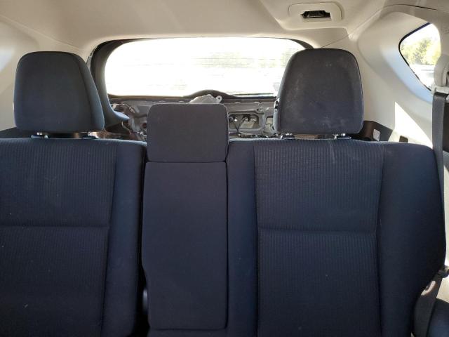 Photo 10 from auction – 2015 TOYOTA RAV4 LE with VIN JTMBFREV7FD166050