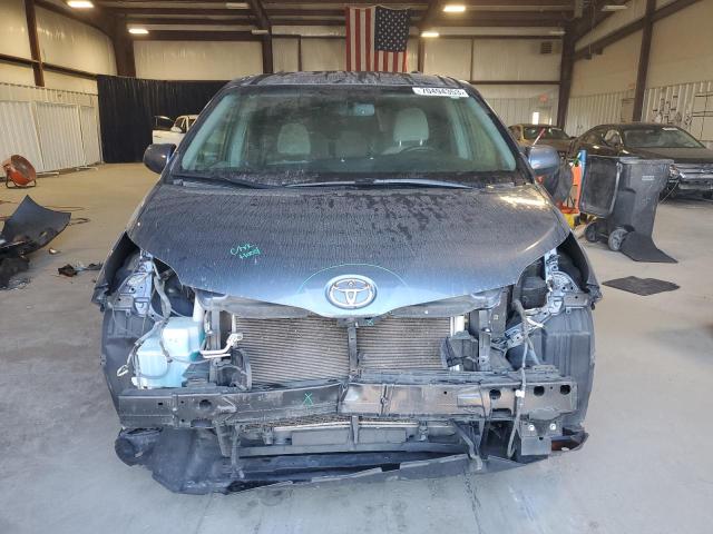 Photo 5 from auction – 2016 TOYOTA SIENNA LE with VIN 5TDKK3DC3GS741713