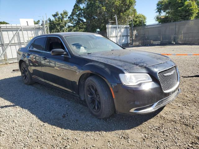 Photo 4 from auction – 2016 CHRYSLER 300 LIMITE with VIN 2C3CCAAG1GH216827