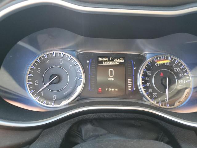 Photo 9 from auction – 2015 CHRYSLER 200 LIMITE with VIN 1C3CCCAB4FN526251