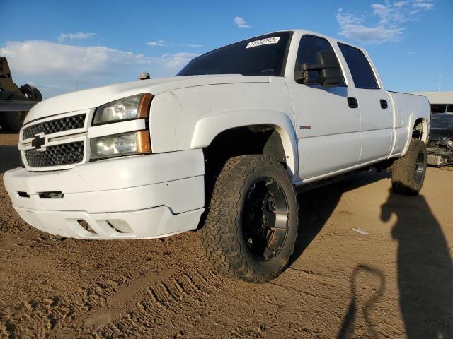 CHEVROLET SILVERADO 2005 with VIN 1GCHK23205F880675 - Photo from auction