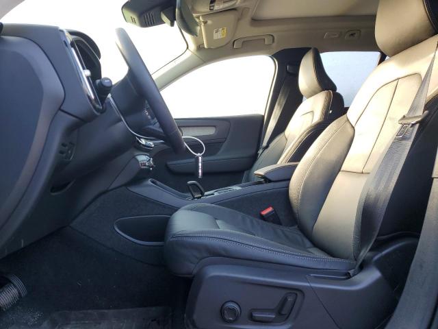 Photo 7 from auction – 2024 VOLVO XC40 CORE with VIN YV4L12UK7R2224575