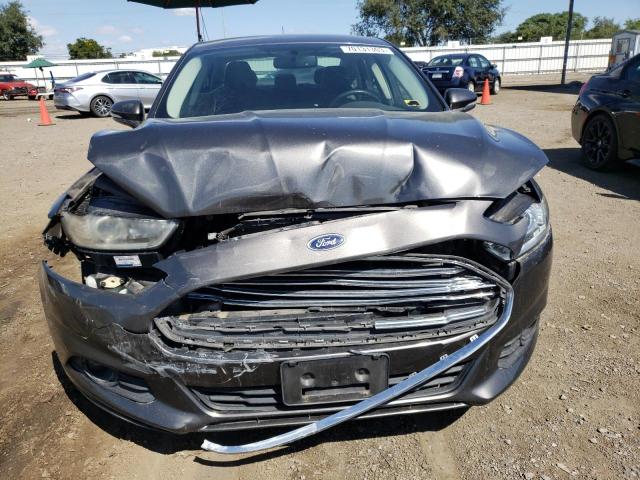 Photo 5 from auction – 2016 FORD FUSION SE with VIN 3FA6P0PU2GR229293