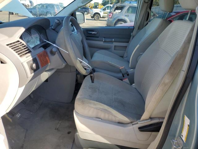 Photo 7 from auction – 2008 CHRYSLER TOWN & COU with VIN 2A8HR44H28R778102