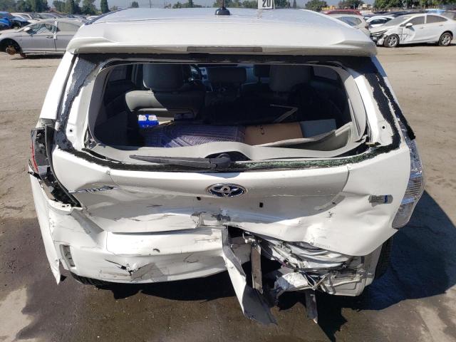 Photo 6 from auction – 2014 TOYOTA PRIUS V with VIN JTDZN3EU4E3353613