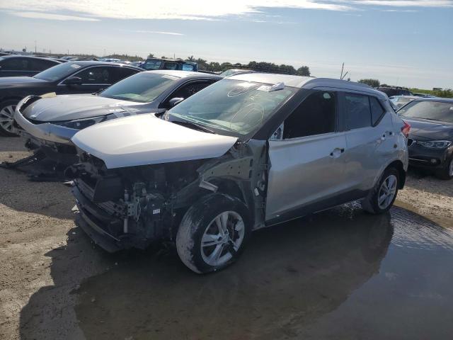 NISSAN KICKS S 2019 with VIN 3N1CP5CU9KL511896 - Photo from auction