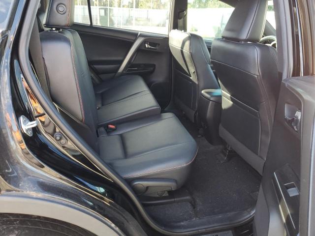 Photo 11 from auction – 2018 TOYOTA RAV4 SE with VIN 2T3NFREV4JW486872