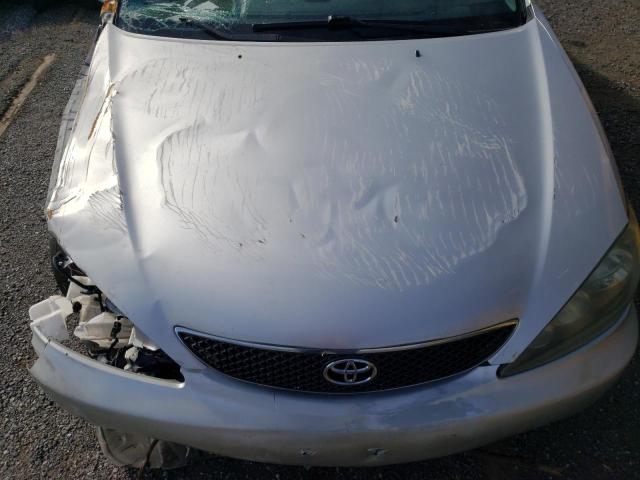 Photo 11 from auction – 2005 TOYOTA CAMRY with VIN 4T1BA32K55U066917