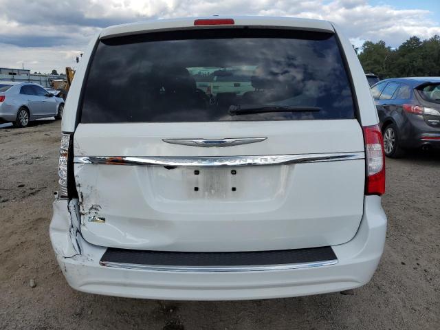Photo 6 from auction – 2015 CHRYSLER TOWN & COU with VIN 2C4RC1BG6FR661304