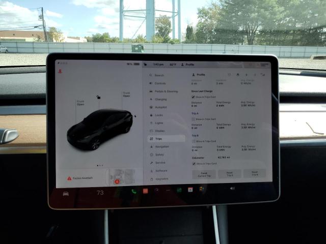 Photo 9 from auction – 2021 TESLA MODEL Y with VIN 5YJYGDEE7MF060195