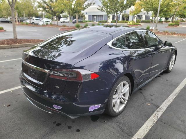 Photo 4 from auction – 2013 TESLA MODEL S with VIN 5YJSA1CN5DFP23692
