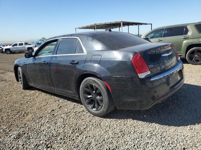 Photo 2 from auction – 2016 CHRYSLER 300 LIMITE with VIN 2C3CCAAG1GH216827
