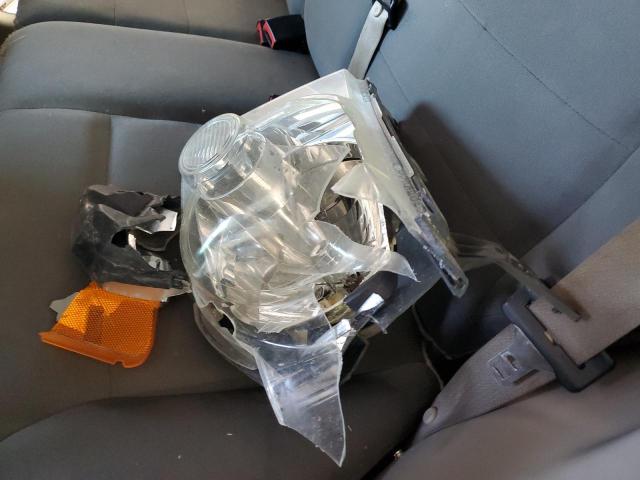 Photo 13 from auction – 2012 FORD ESCAPE XLS with VIN 1FMCU0C70CKC10760