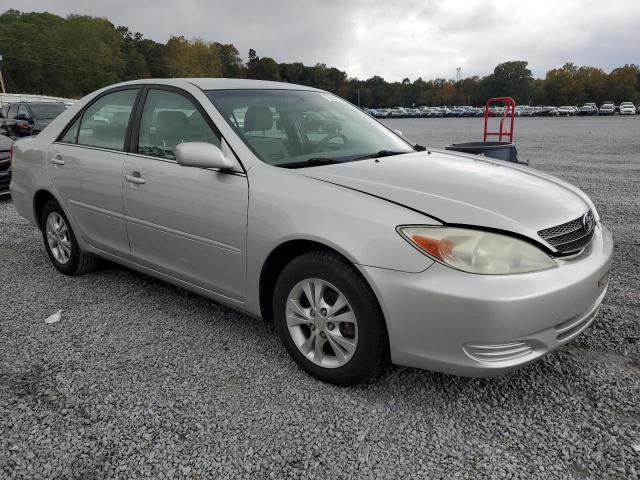 Photo 4 from auction – 2004 TOYOTA CAMRY LE with VIN 4T1BF32K84U577909