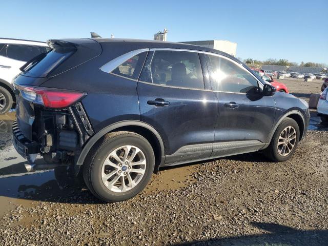Photo 3 from auction – 2021 FORD ESCAPE SE with VIN 1FMCU0G62MUA02418